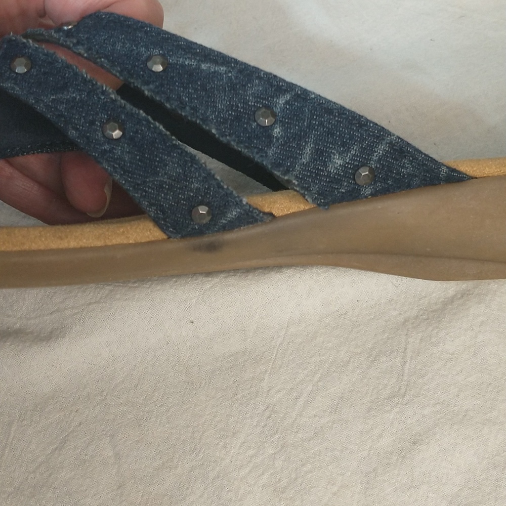 Minnetonka Denim Blue Sandals with Turquoise Details. SZ 10. Beautiful Condition - Picture 9 of 9
